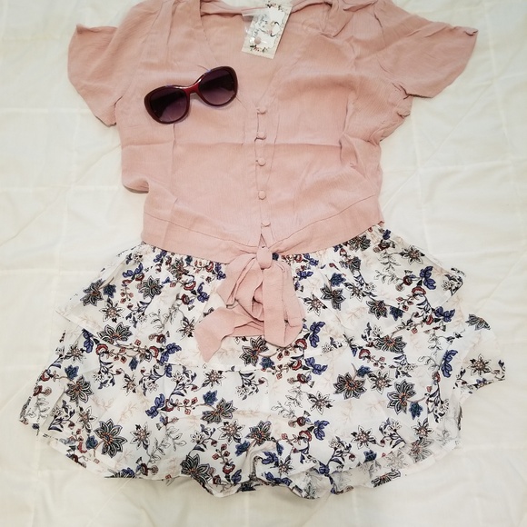 ❤316 Tops - Blush tie front button up top